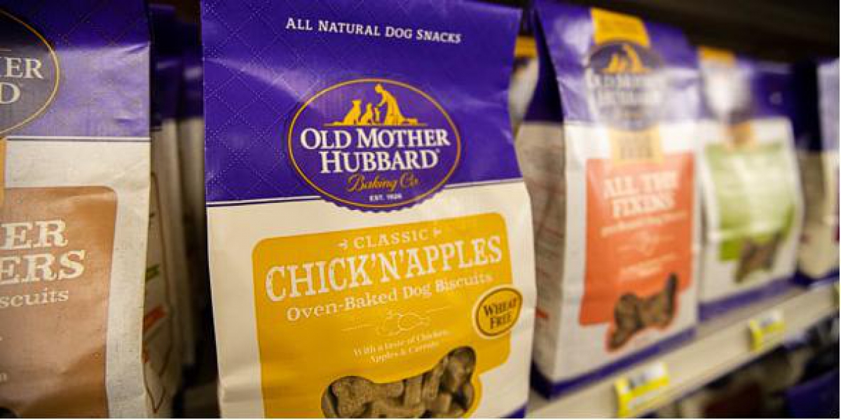 old mother hubbard dog snacks at pet supply store